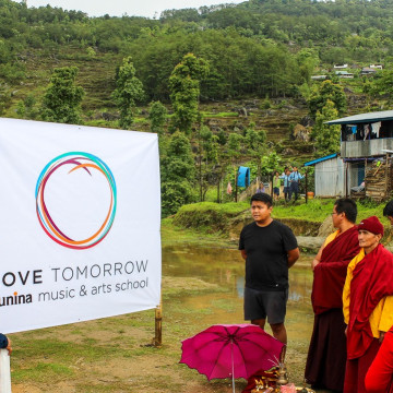 Eerste Steenlegging Muziekschool Sekha[web]